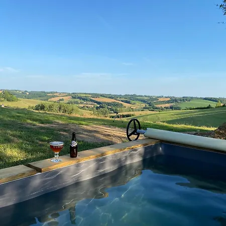 Le De Daramousque * مونكلار دو كيارْسي